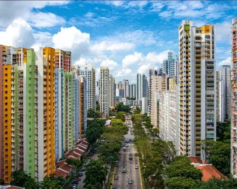 Singapore Real Estate 2025: Cooling Hype or Next Big Boom? Latest Data & Trends Revealed